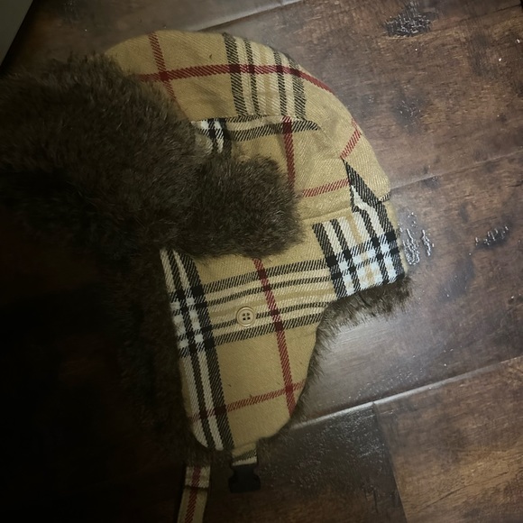 Trapper Hat - Picture 5 of 6